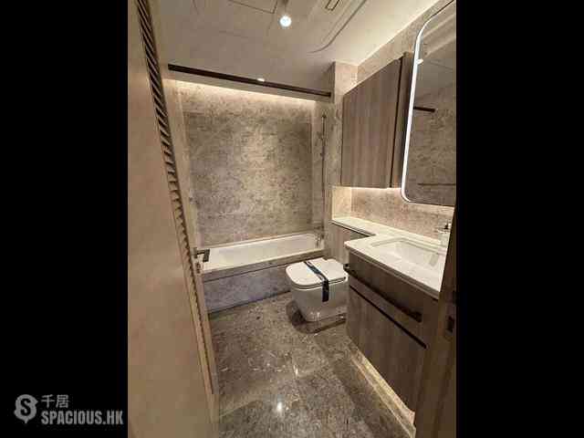 Wong Chuk Hang - The Southside Phase 4A Tower 2A 07