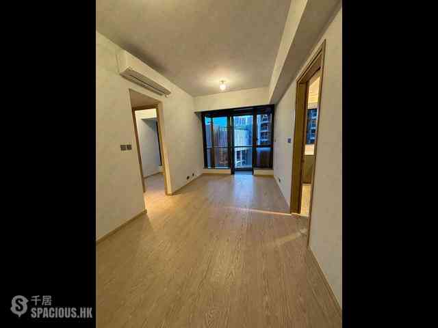 Wong Chuk Hang - The Southside Phase 4A Tower 2A 08