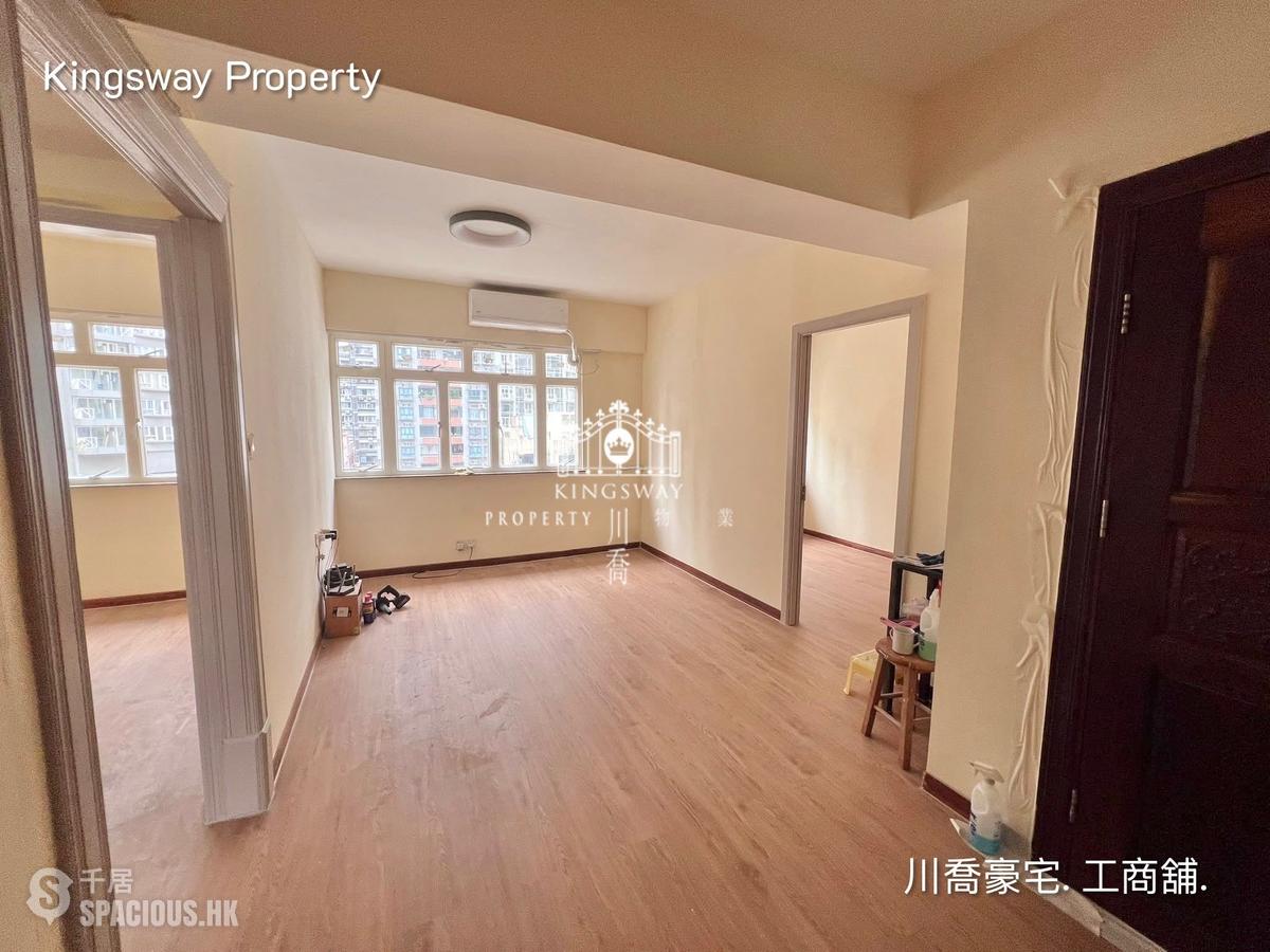 Mid Levels Central - Carlos Court 01