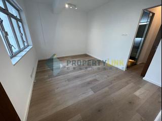 Sai Ying Pun - 1C, High Street 09