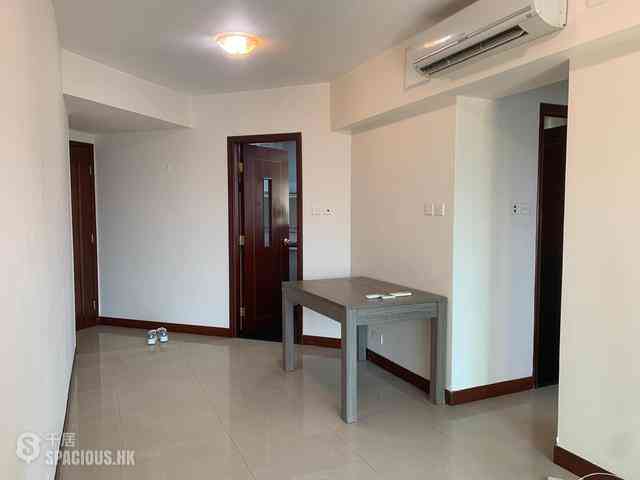 Kennedy Town - The Merton Tower 2 02