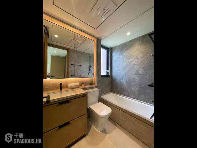 Discovery Bay - Discovery Bay Phase 19-1 One Toscana Tower 9 05