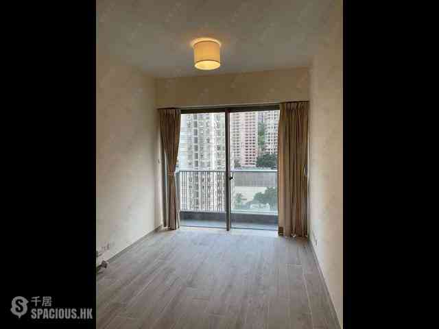 Sai Ying Pun - Island Crest Block 1 01