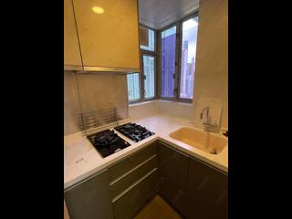 Sai Ying Pun - Island Crest Block 1 02