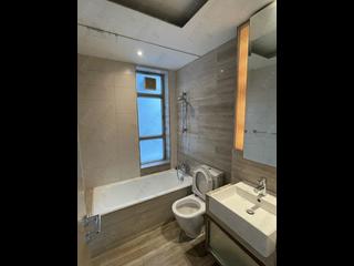 Sai Ying Pun - Island Crest Block 1 04