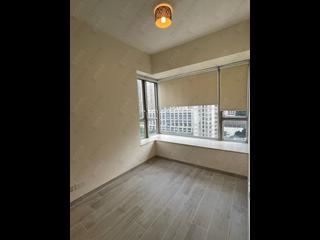 Sai Ying Pun - Island Crest Block 1 05