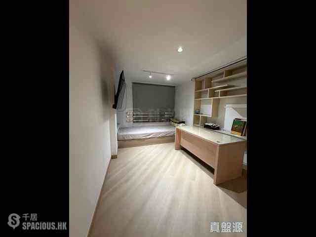Beacon Hill - Pearl Court 03