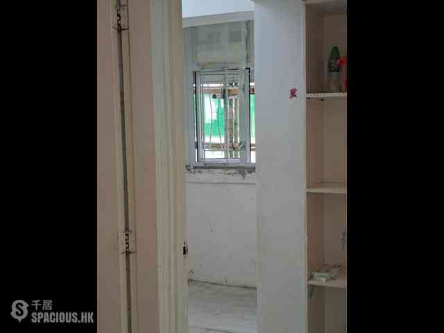 Quarry Bay - Tai Hing House 02