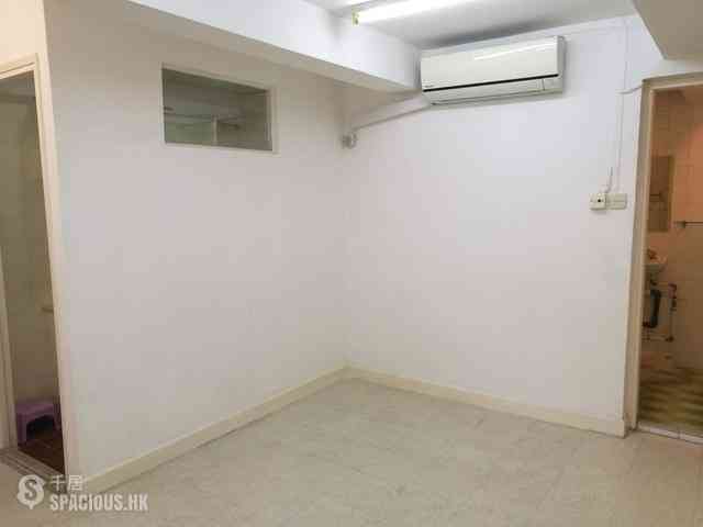 Quarry Bay - Tai Hing House 03