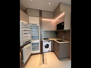 Sai Ying Pun - Upper Manor 11
