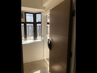 Wan Chai - Hong Fu Building 08