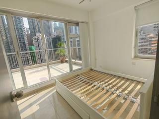 Wan Chai - Hip Sang Building 06