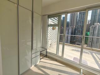Wan Chai - Hip Sang Building 07