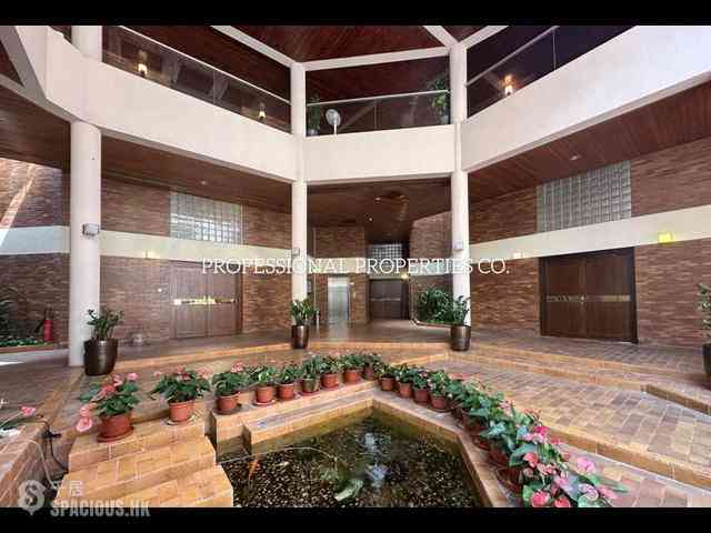 Shouson Hill - Henredon Court 01