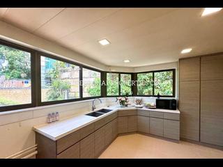 Shouson Hill - Henredon Court 06