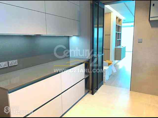 Chung Hom Kok - Hillgrove 03