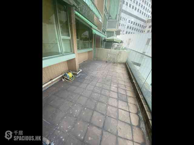Tsim Sha Tsui - The Victoria Towers Tower 3 02