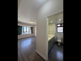 Mid Levels Central - Wilshire Park 09