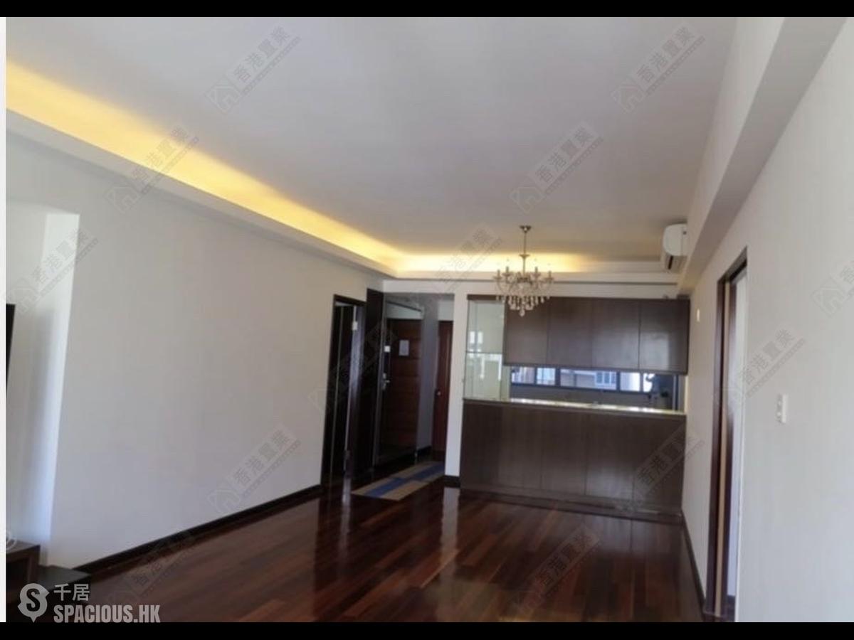 Tai Hang - Morengo Court 01