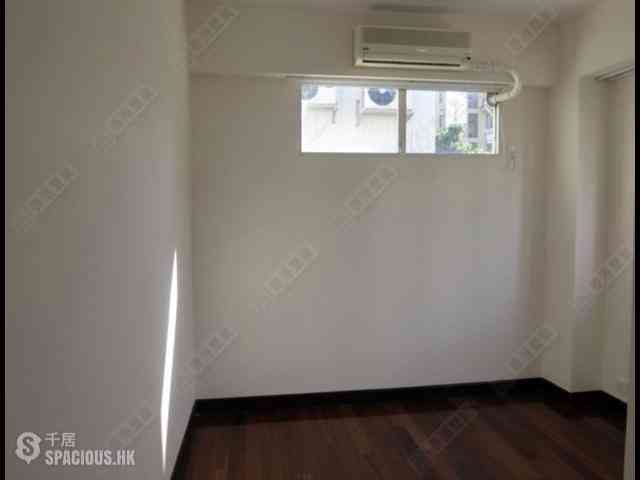Tai Hang - Morengo Court 06