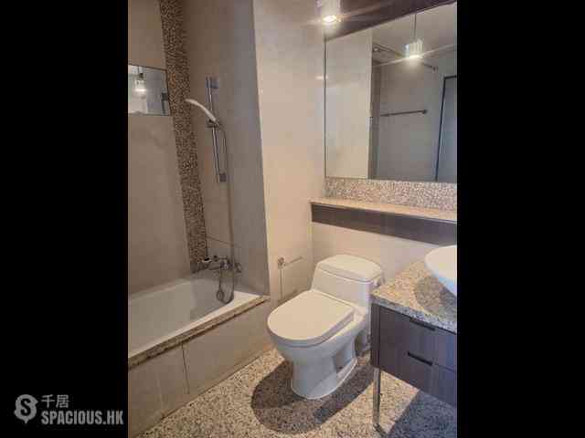 Hung Hom - The Metropolis Residence Block 2 08