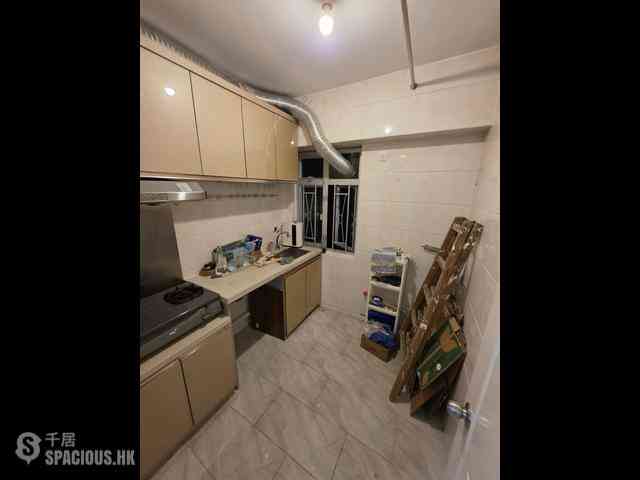 Sai Ying Pun - Ka Fu Building 03