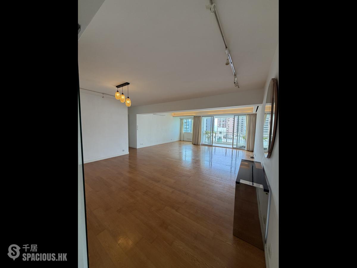 Mid Levels West - Skyline Mansion Block 2 01