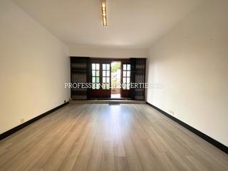 Happy Valley - 1-4, Briar Avenue 03