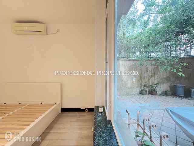 Happy Valley - 1-4, Briar Avenue 14
