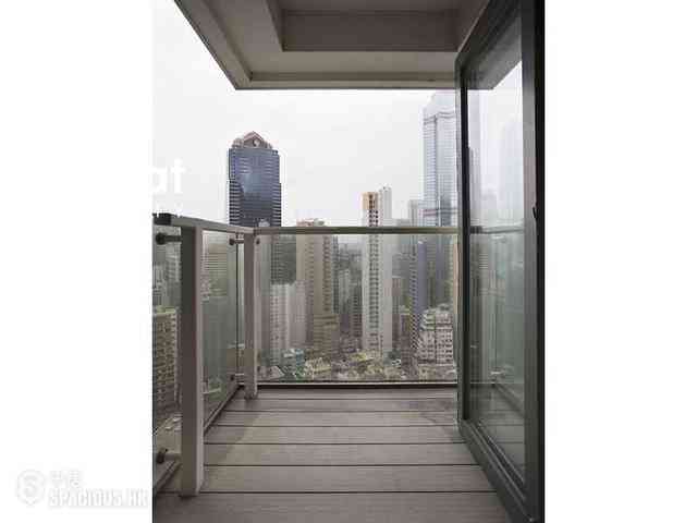 Soho - Centrepoint 02