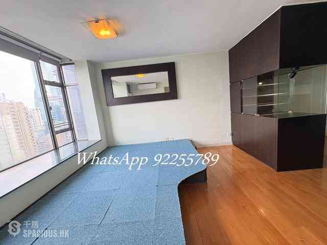 Central - Hollywood Terrace 01