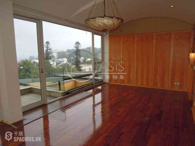 Stanley - Carmelia 06