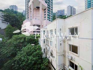 Mid Levels Central - Pak Fai Mansion 02