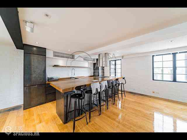 Sai Ying Pun - Wing Cheung Court 05