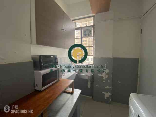 Sai Ying Pun - 27, High Street 03