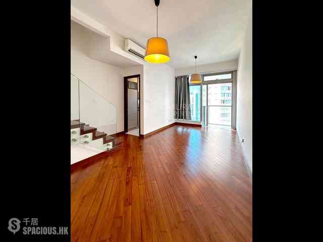 Wan Chai - The Avenue 05