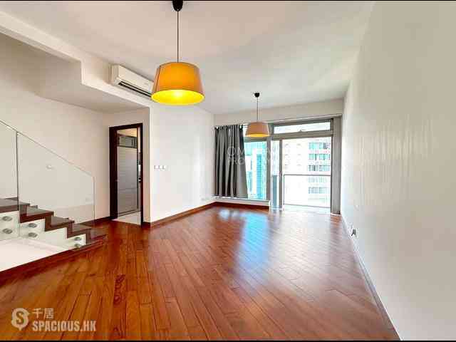 Wan Chai - The Avenue 09