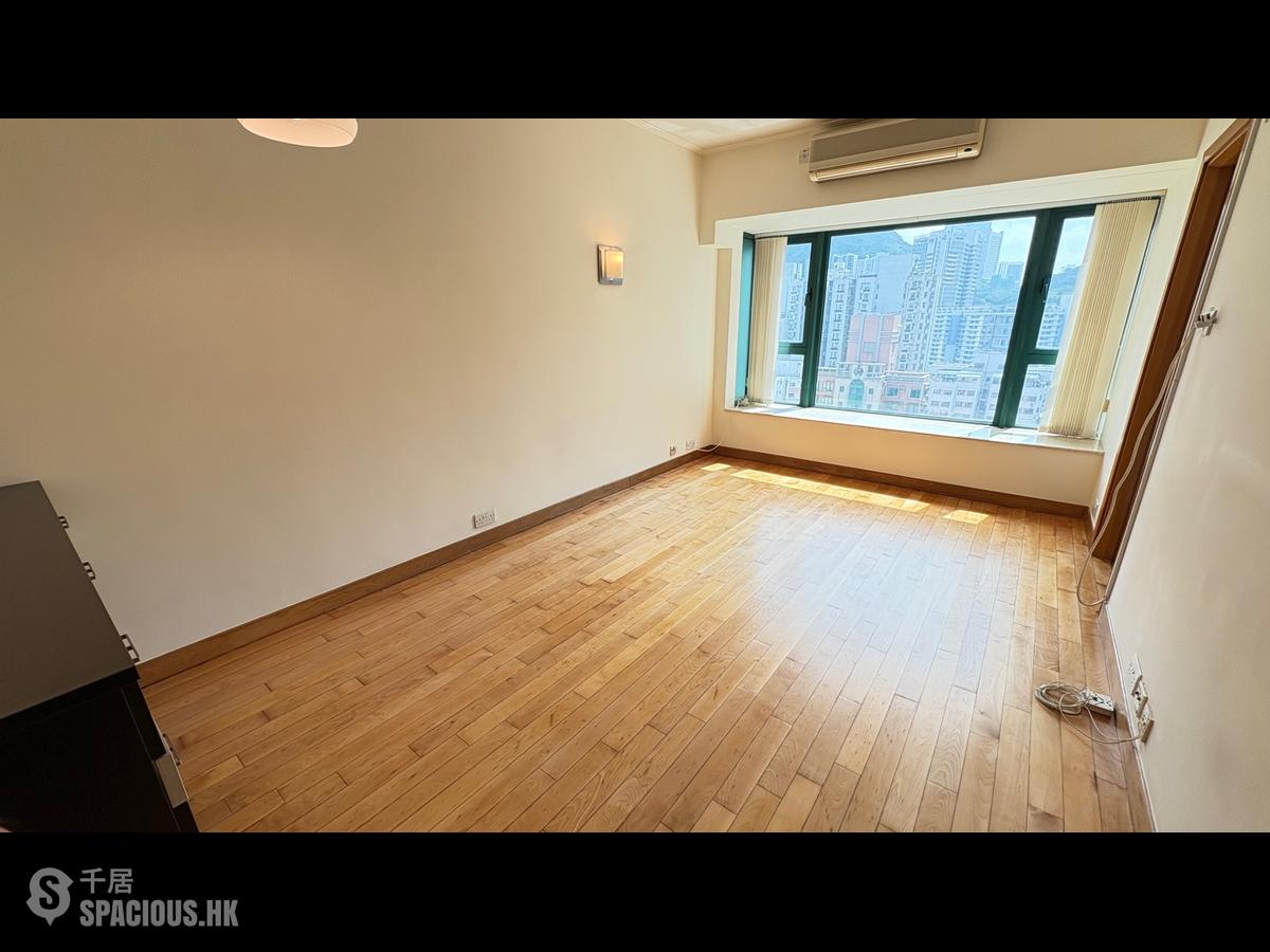 Kennedy Town - Manhattan Heights 01
