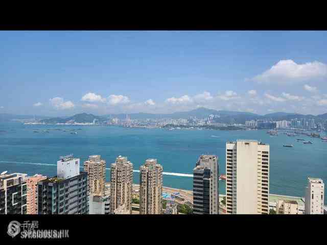 Sai Ying Pun - Island Crest Block 2 02