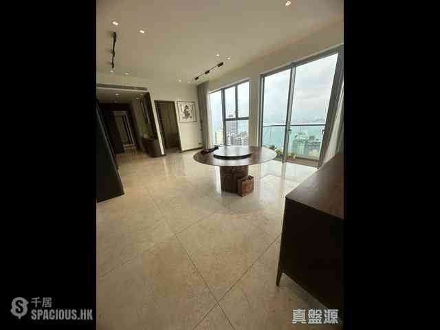 Sai Ying Pun - The Summa Block 2 05