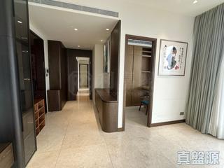 Sai Ying Pun - The Summa Block 2 09