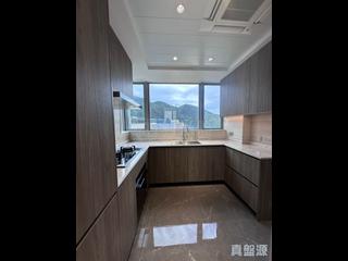 Sai Ying Pun - The Summa Block 1 06