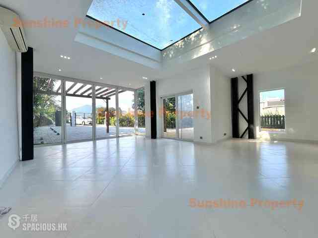 Clear Water Bay - Pik Uk 03