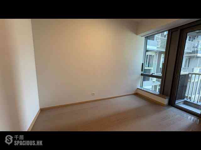 Wong Chuk Hang - The Southside Phase 2 La Marina Tower 2B 03