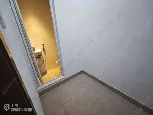 Sai Ying Pun - The Summa Block 1 08