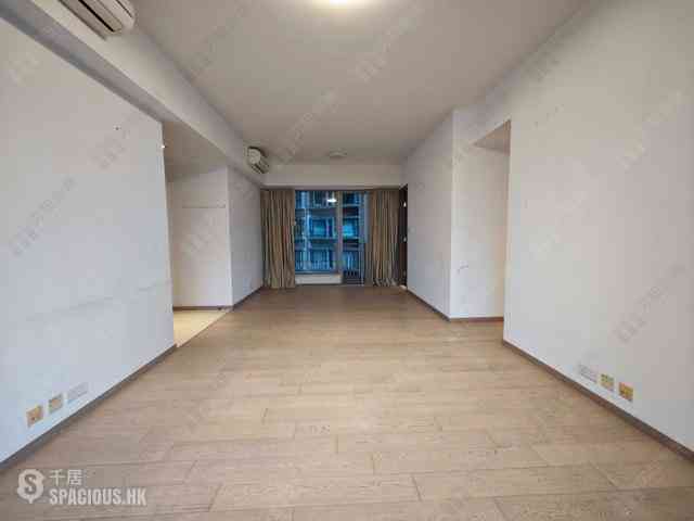 Sai Ying Pun - The Summa Block 1 09