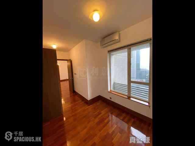 Wan Chai - Star Crest Block 1 08