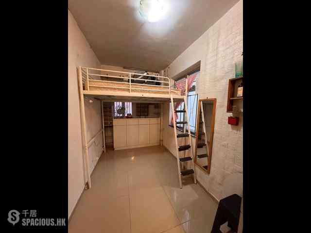 Mong Kok - Wah Sun Building 02