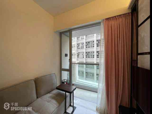 Sai Ying Pun - 63, Pokfulam Emerald House (Tower 2) 04