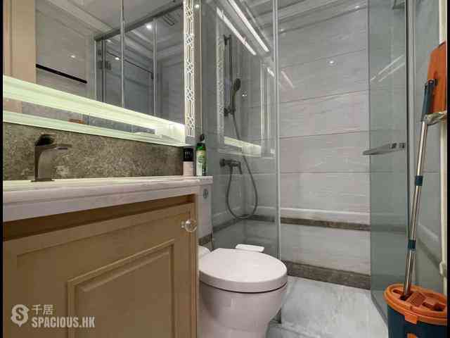 Sai Ying Pun - 63, Pokfulam Emerald House (Tower 2) 05